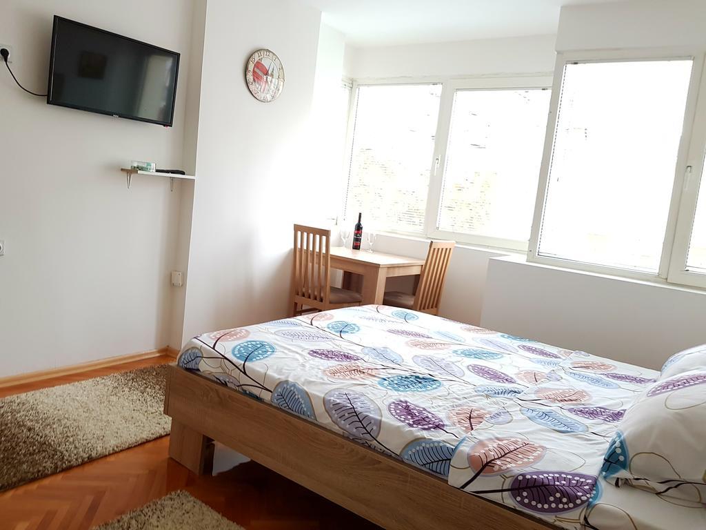 Central Square Apartment Σκόπια Εξωτερικό φωτογραφία